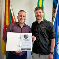 Felipe Caputo recebe projeto do “Centro de Formação de Atletas RICO” e discute expansão para 2026