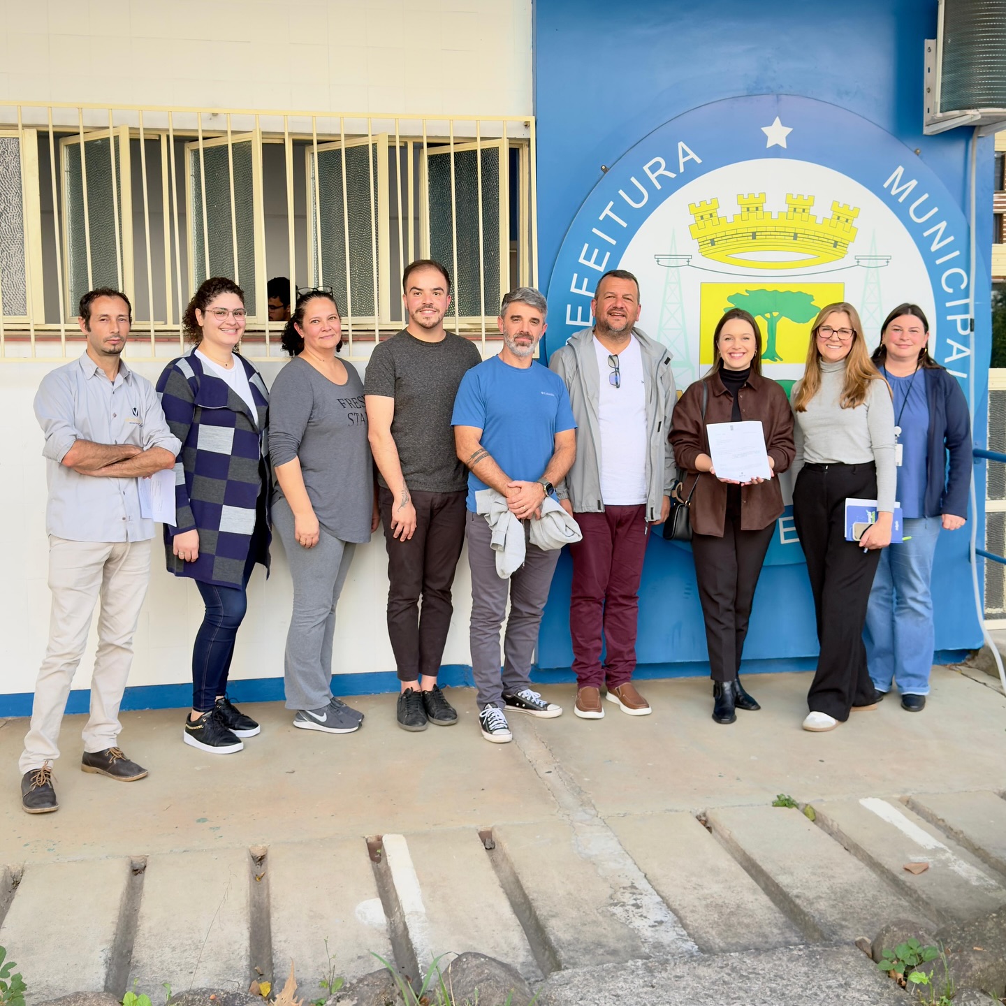 Grazi Hoffmann celebra primeira reunião de Comissão do transporte universitário