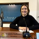 Novo projeto de Grazi Hoffmann protege comerciantes e garante mobilidade em Canela durante a alta temporada