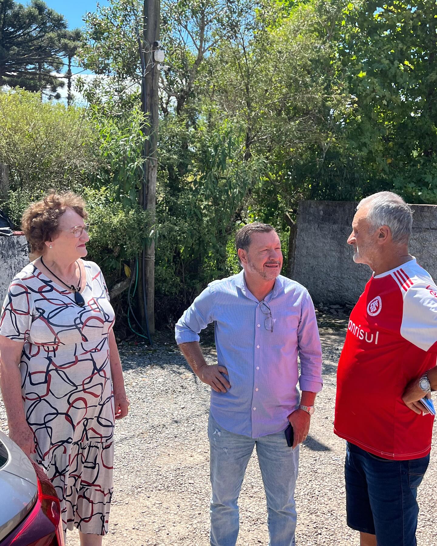 Vereador Cabo Antônio se reúne com representante da RGE para tratar de problemas na Avenida Cônego João Marchese
