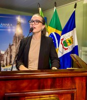 Vereadora Grazi Hoffmann defende transparência na gestão pública e melhorias no estacionamento rotativo em Canela