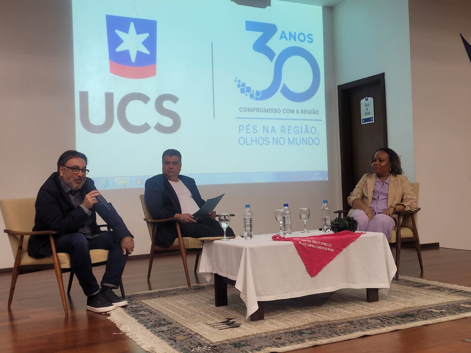 Vereadores participam do 1º Simpósio de Direito Eleitoral realizado na UCS   