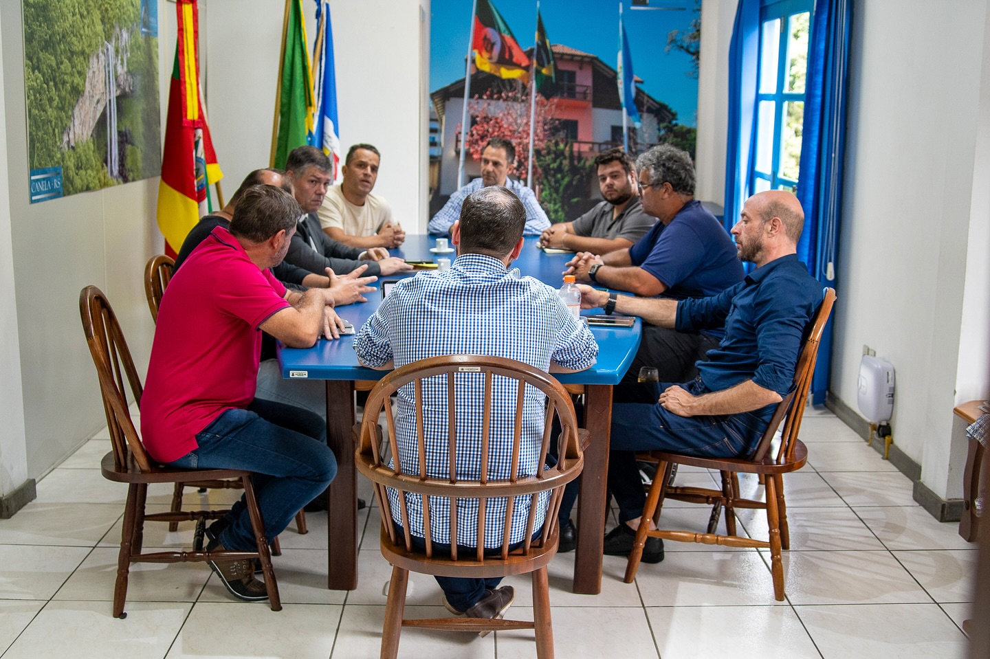 Vereadores se reúnem com representantes da Viação Canelense para cobrar melhorias no transporte público